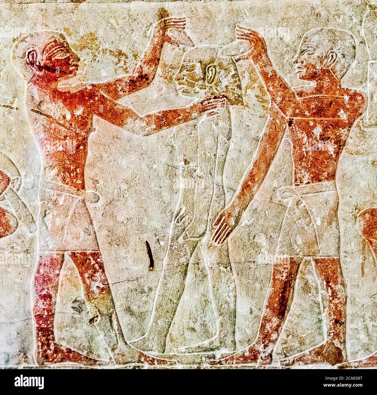 Egypte, le Caire, Musée égyptien, du tombeau de Kaemrehu, Saqqara, détail d'un grand relief représentant des artisans : Sculpture d'une statue. Banque D'Images