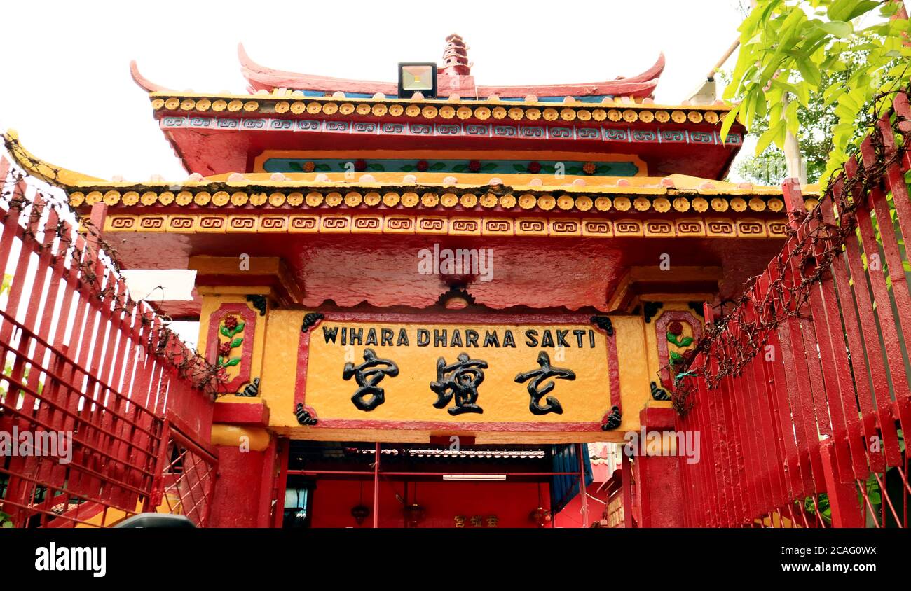 Jakarta, Indonésie - 12 avril 2019 : temple Dharma Bhakti (Vihara Dharma Bhakti ou Kim Tek IE), le plus ancien temple chinois de Jakarta dans le quartier chinois de Glodok. Banque D'Images