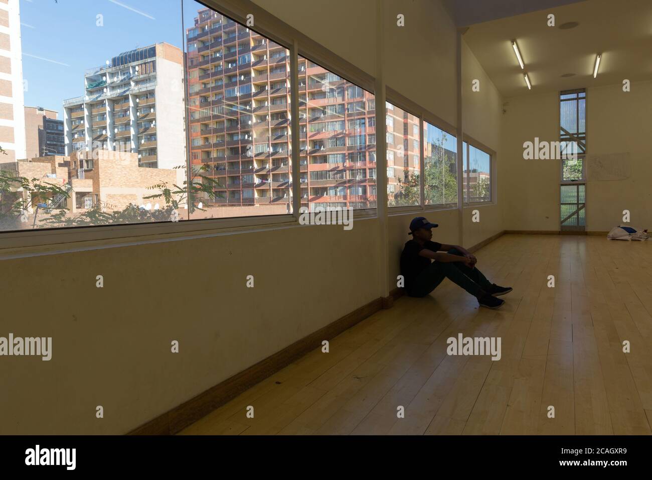 15.10.2018, Johannesburg, Gauteng, Afrique du Sud - salle de pratique de la danse de la Outreach Foundation Hillbrow, un quartier dans le centre de Johannesburg. V Banque D'Images