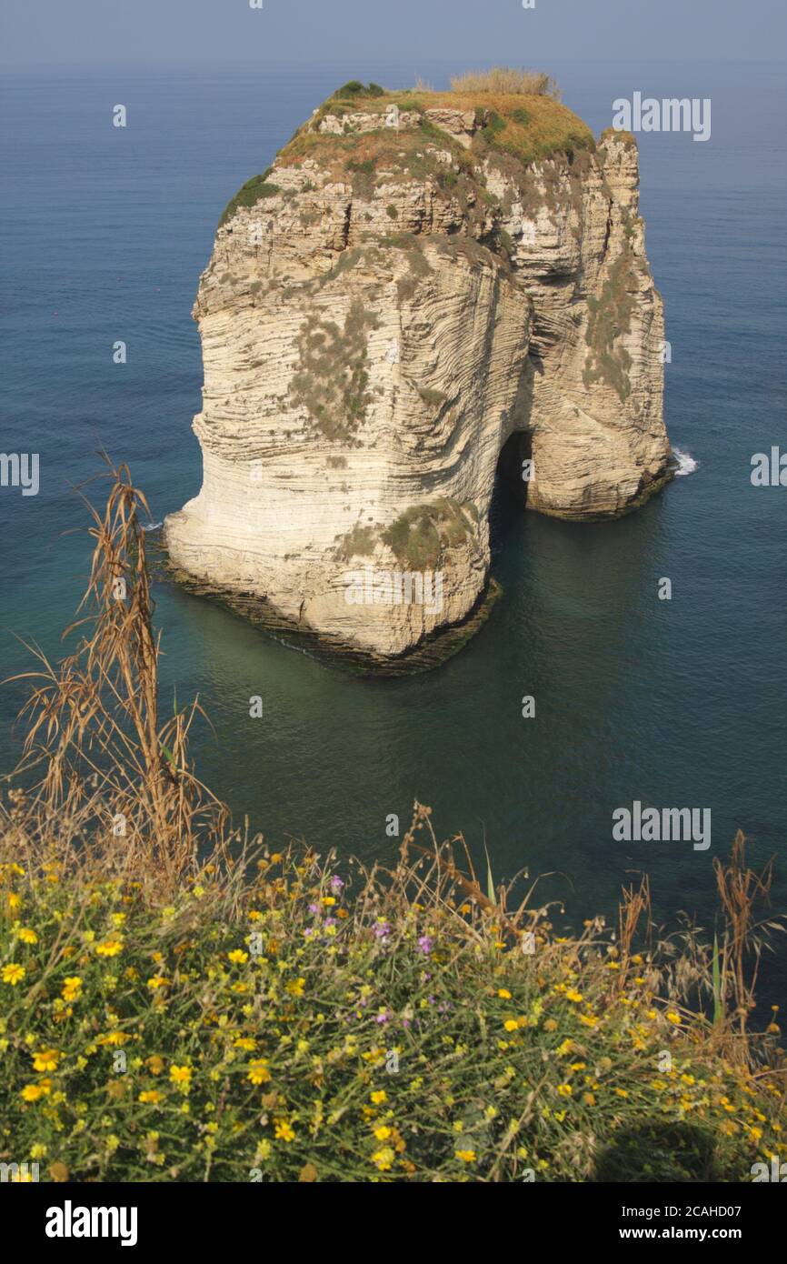 The Pigeon Rocks, Raouche, Beyrouth, Liban, Moyen-Orient Banque D'Images