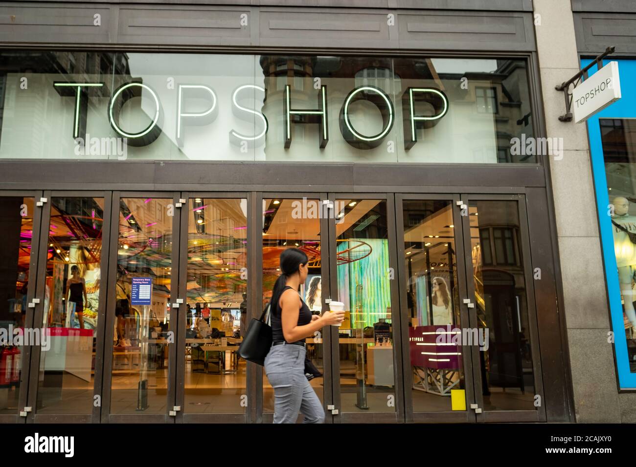 Magasin Topshop sur Oxford Street, Londres Photo Stock - Alamy