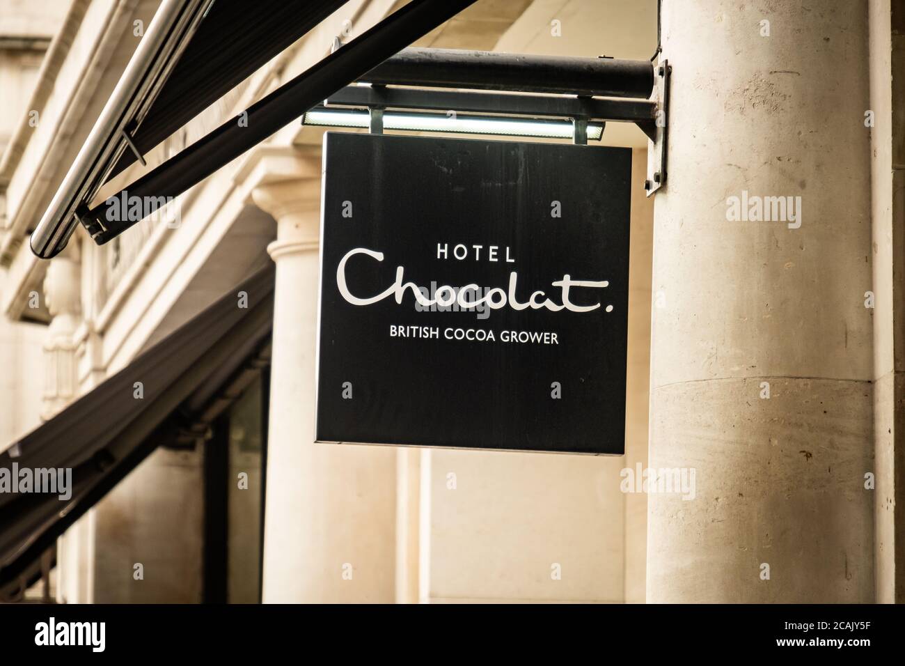 Londres- Hôtel Chocolate High Street Store, un chocolatier britannique et producteur de cacao Banque D'Images