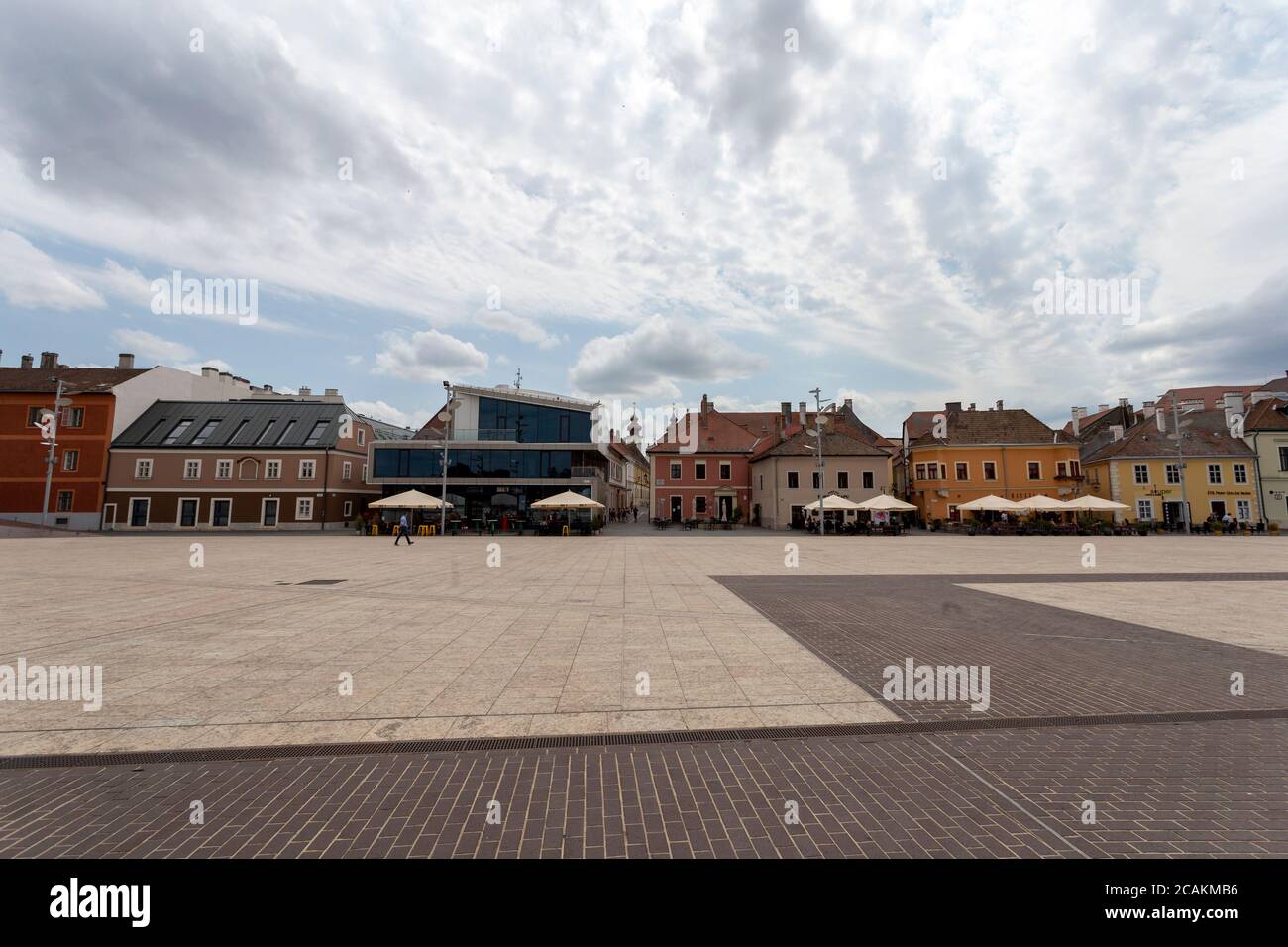 Place de la ville à Gyor, Hongrie. Banque D'Images