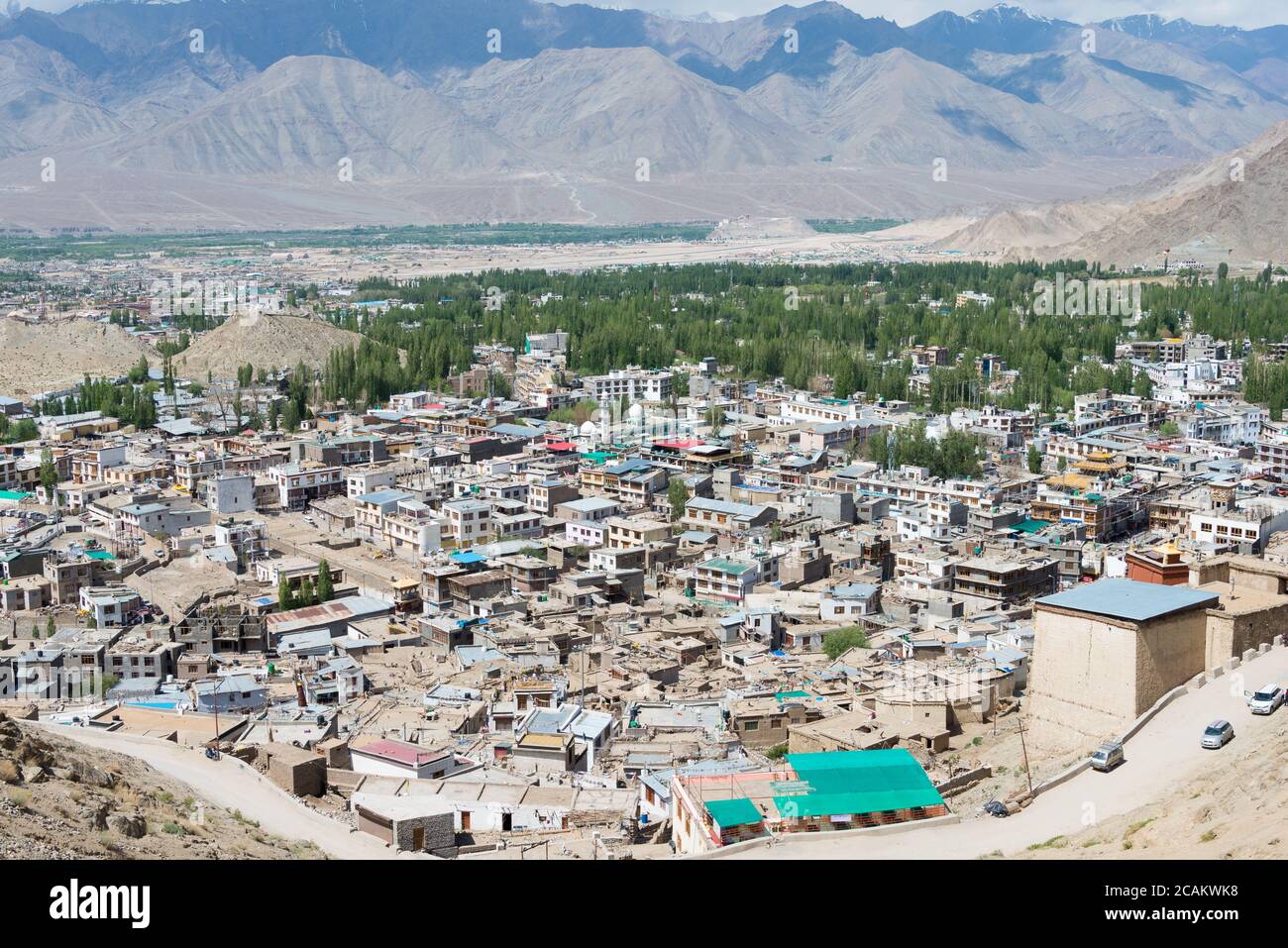 Ladakh, Inde - Leh vue sur la ville depuis le monastère de Namgyal Tsemo (Namgyal Tsemo Gompa) à Leh, Ladakh, Jammu-et-Cachemire, Inde. Banque D'Images
