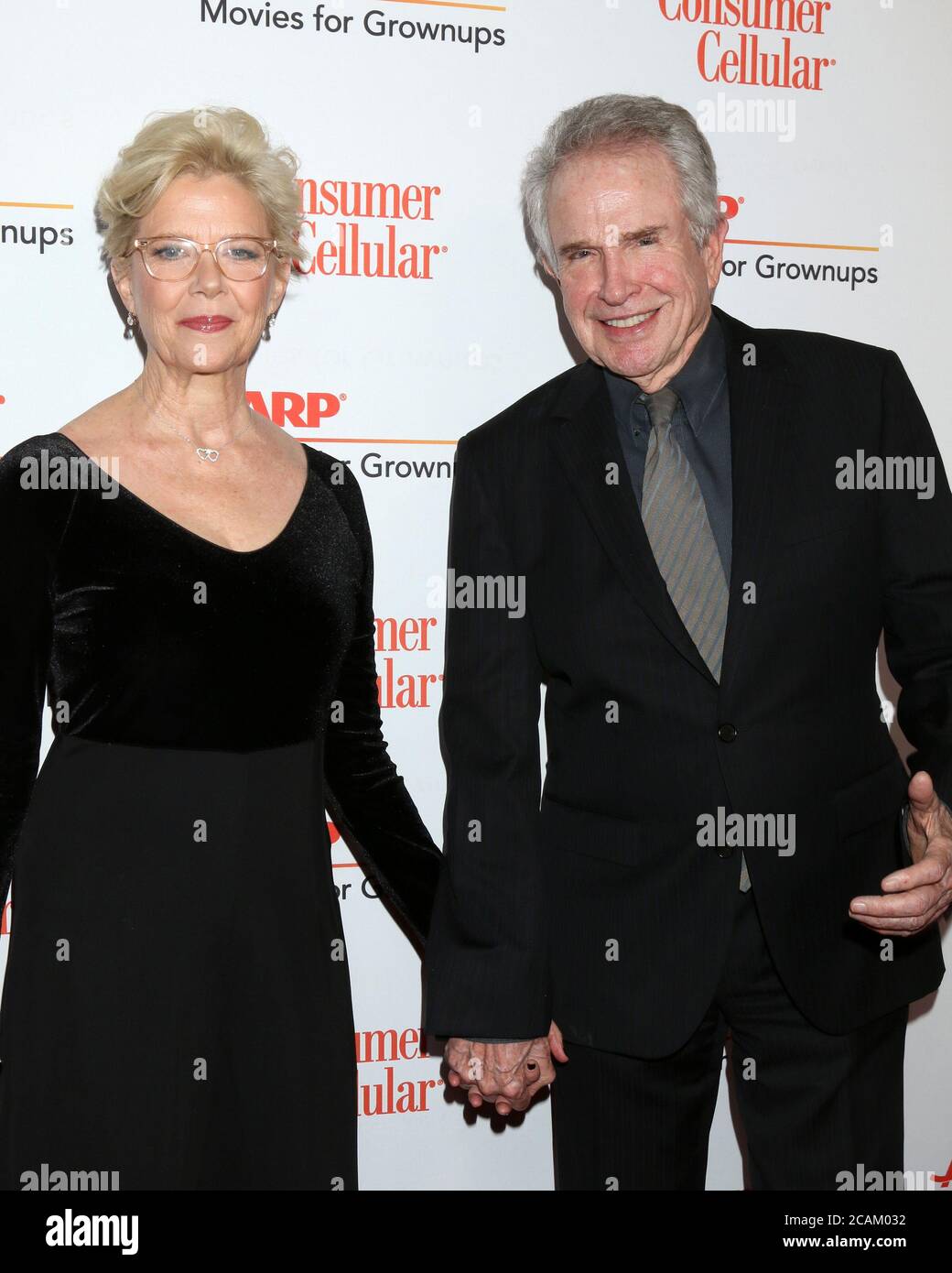 LOS ANGELES - JAN 11: Annette Bening et Warren Beatty à l'AARP films pour Grownups 2020 à l'hôtel Beverly Wilshire le 11 janvier 2020 à Beverly Hills, CA Banque D'Images