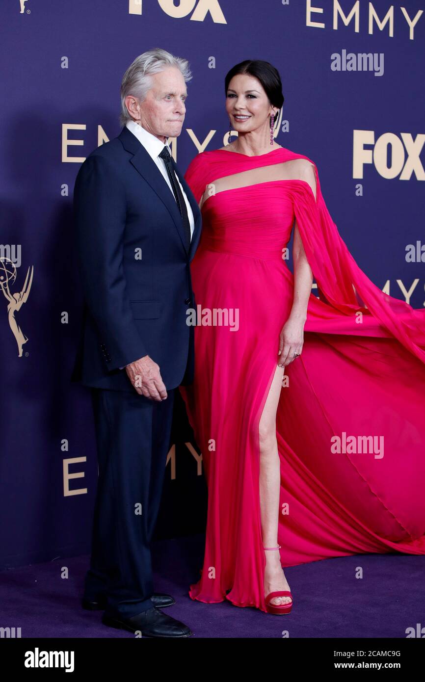 LOS ANGELES - SEP 22 : Michael Douglas, Catherine Zeta-Jones au Primetime Emmy Awards - arrivées au Microsoft Theatre le 22 septembre 2019 à Los Angeles, CA Banque D'Images