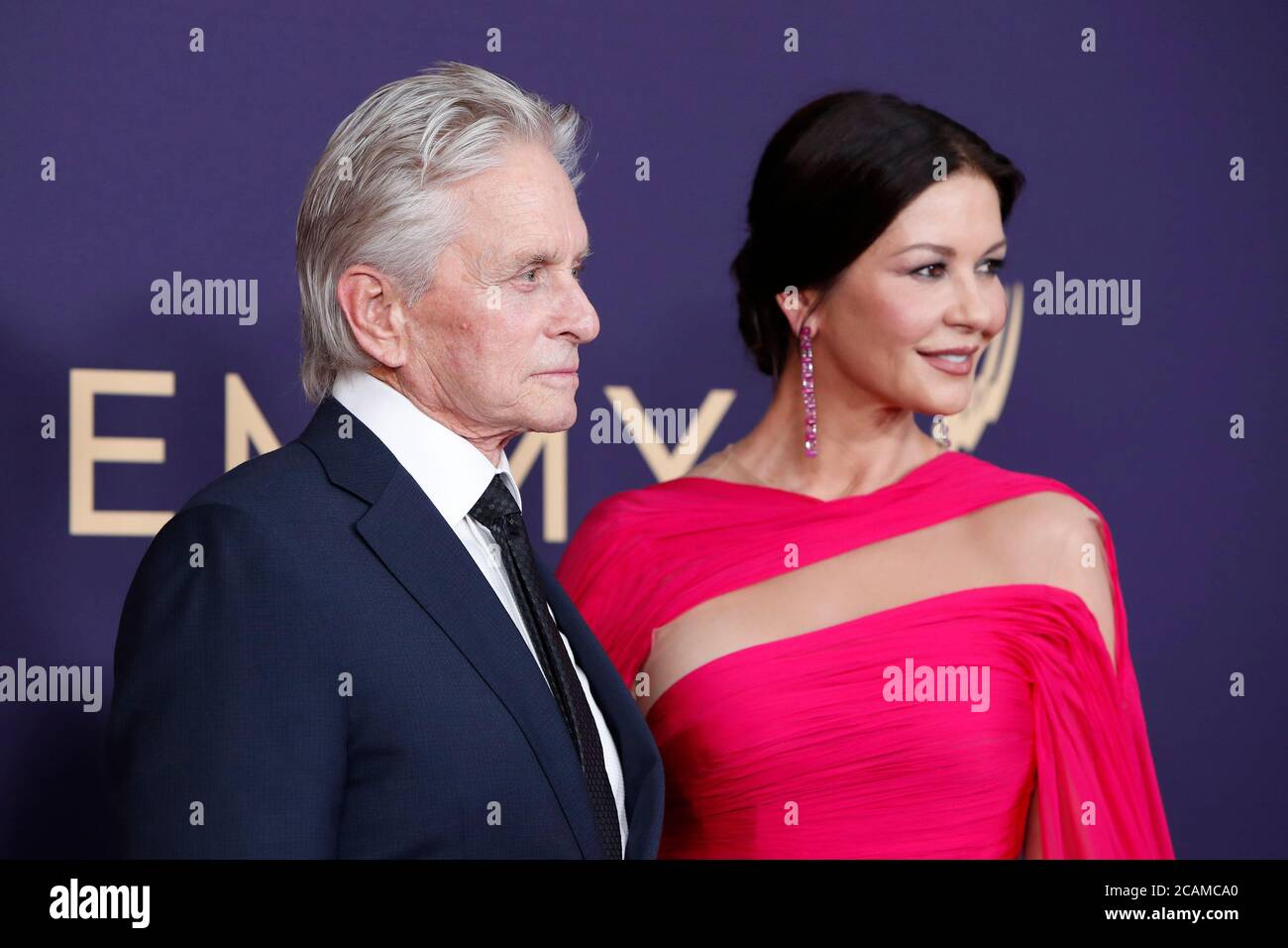 LOS ANGELES - SEP 22 : Michael Douglas, Catherine Zeta-Jones au Primetime Emmy Awards - arrivées au Microsoft Theatre le 22 septembre 2019 à Los Angeles, CA Banque D'Images