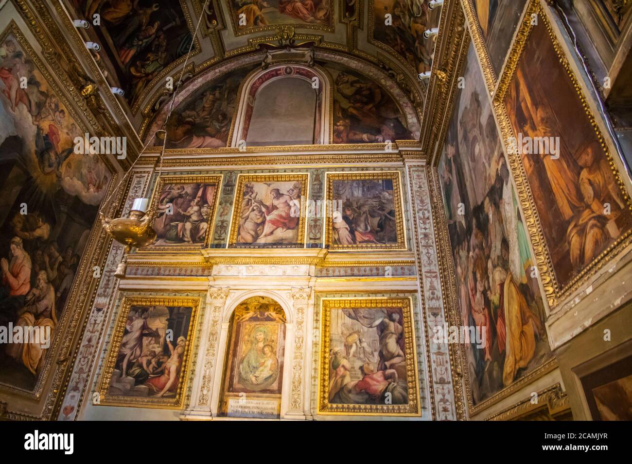 La Chapelle notre-Dame dans l'église Saint-Marcellus à Rome, Italie Banque D'Images