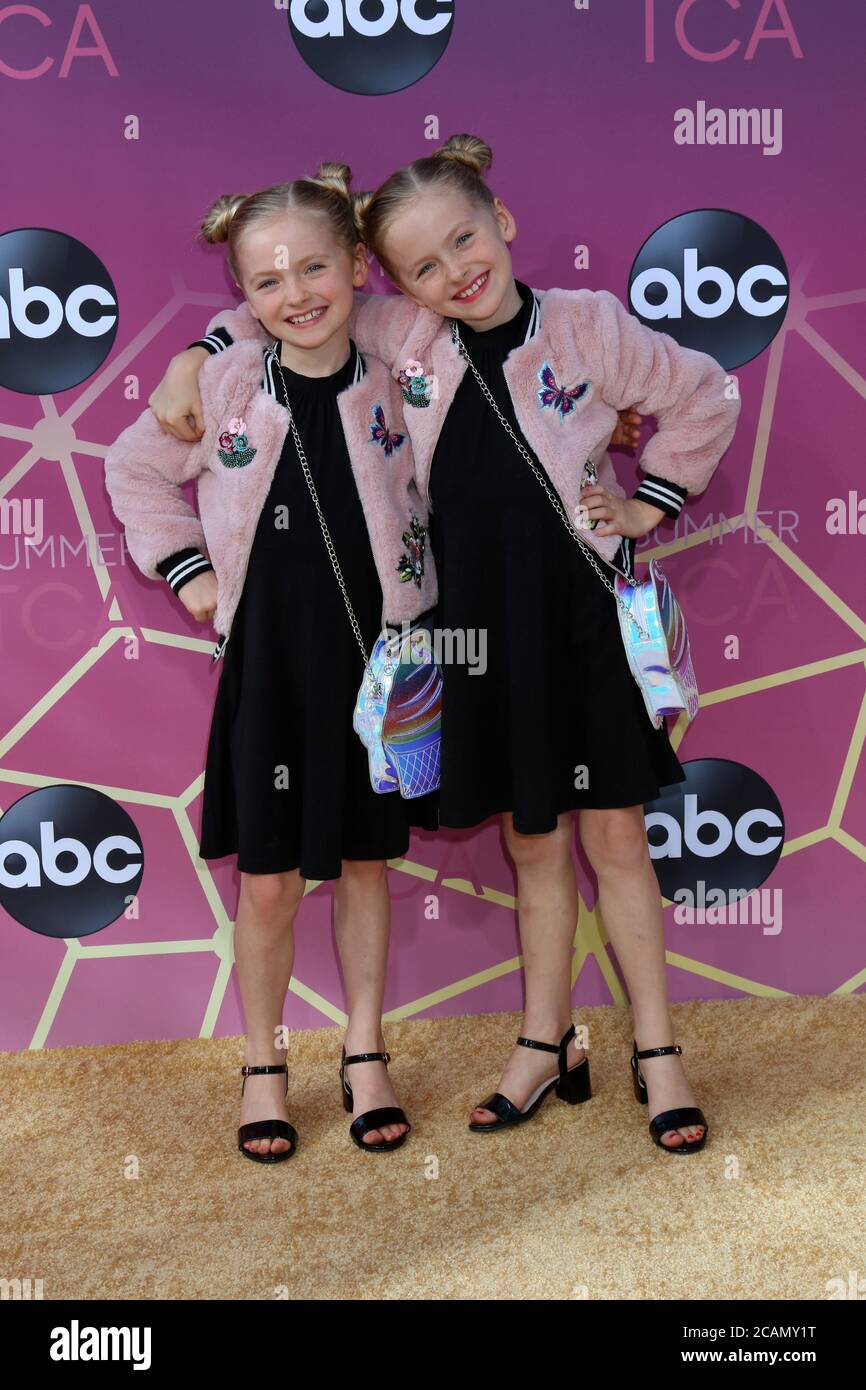 LOS ANGELES - 15 AOÛT : MIA Allan, Ella Allan à l'ABC Summer TCA All-Star Party à la SOHO House le 15 août 2019 à West Hollywood, CA Banque D'Images