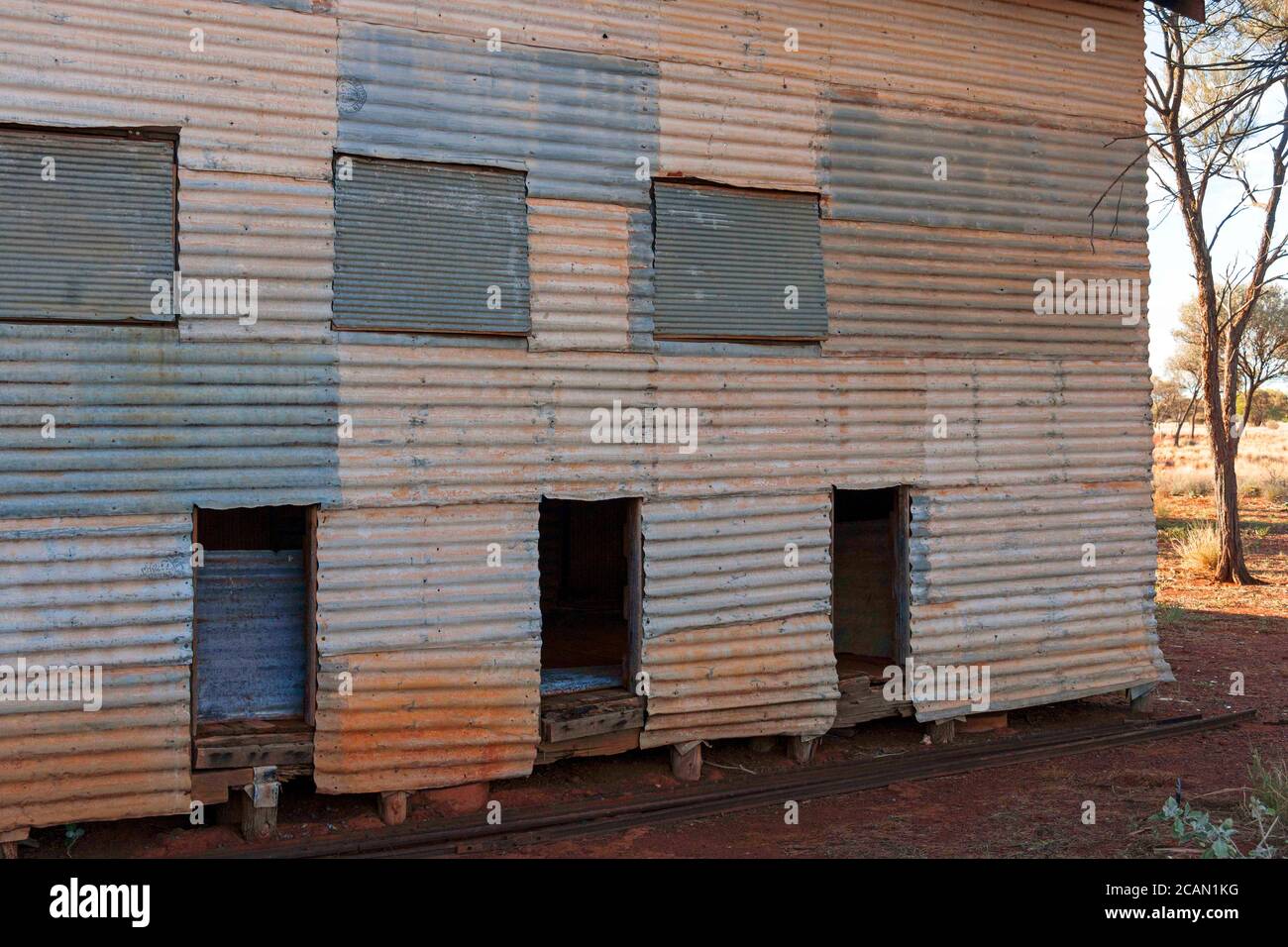 Bâtiment Iron Clad, propriété abandonnée de l'outback, Lake Mason, Central Midlands, Australie occidentale Banque D'Images