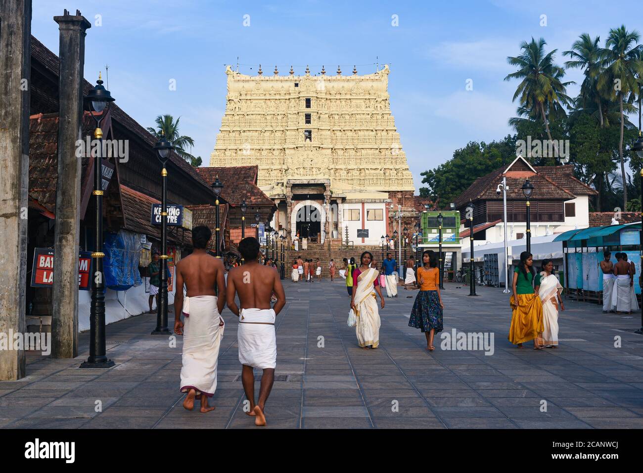 Kerala, Inde. 07 septembre 2019. Sree Padmanabhaswamy Temple de Trivandrum ou Thiruvananthapuram à la lumière du jour, les hindous vont adorer ou prier. Banque D'Images