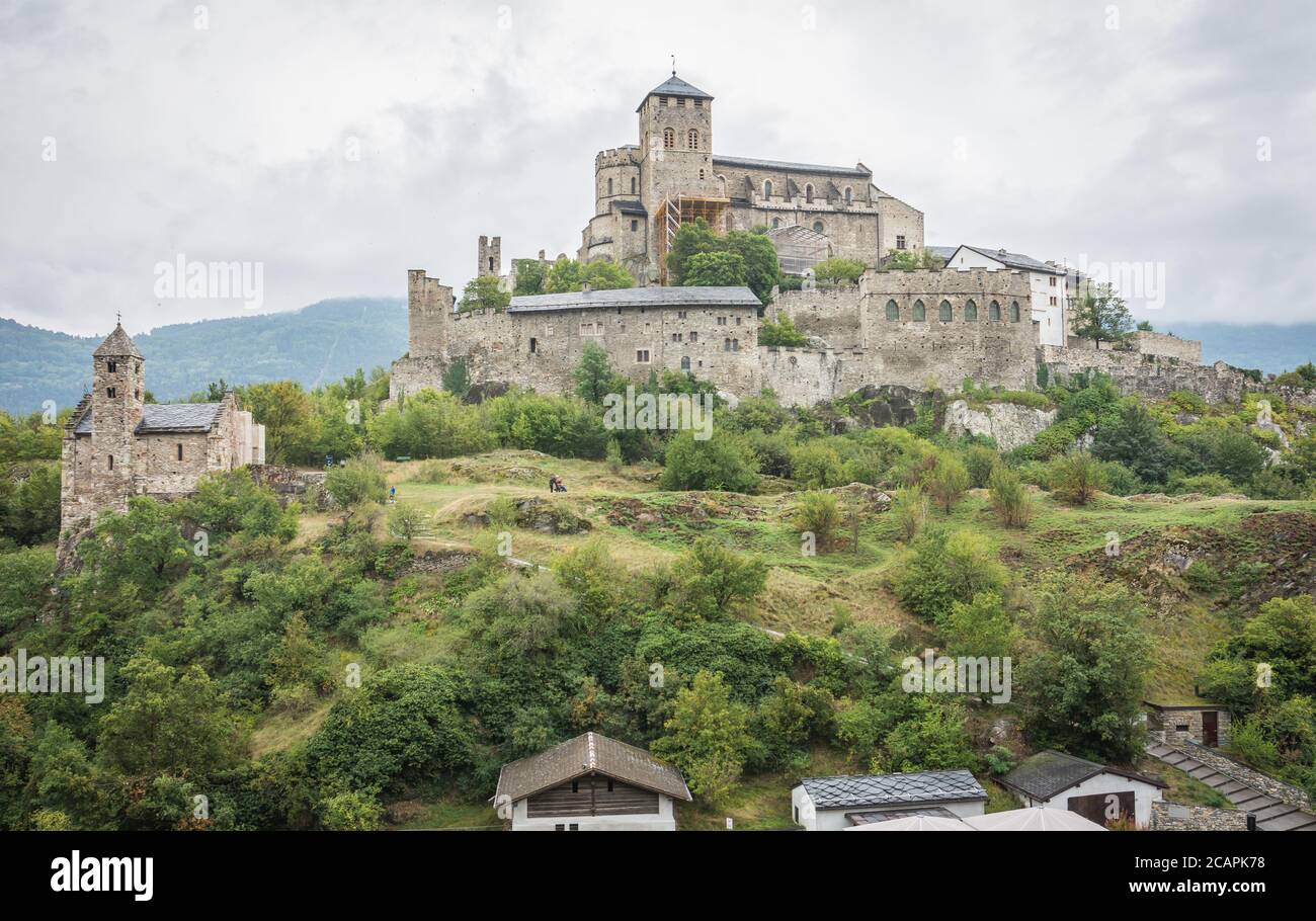 Basilique de la Valère, église fortifiée située à Sion dans le canton du Valais en Suisse Banque D'Images