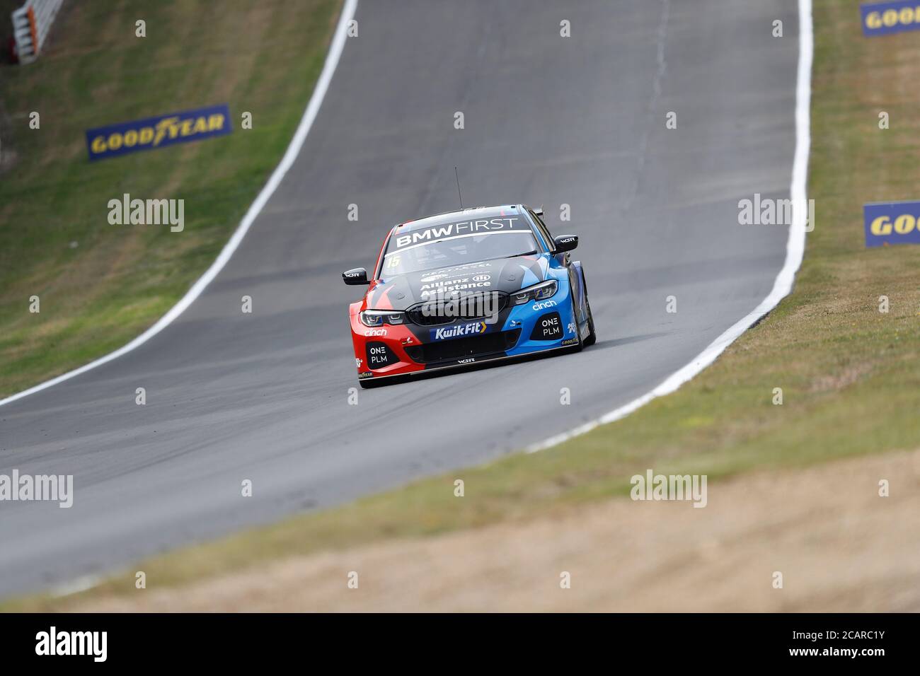 8 août 2020 ; Brands Hatch circuit, West Kingsdown, Kent, Angleterre ; Kwik Fit British Touring car Championship, journée de qualification ; Tom Oliphant dans son équipe BMW 330i M Sport actuellement en position Banque D'Images