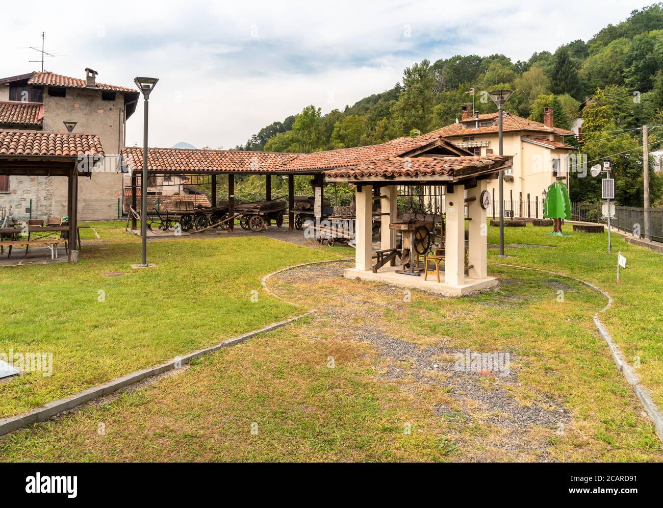 Brinzio, Lombardie, Italie - 18 septembre 2019 : vue sur le Musée de la Culture rurale de Prealpina à Brinzio, province de Varèse, Italie Banque D'Images