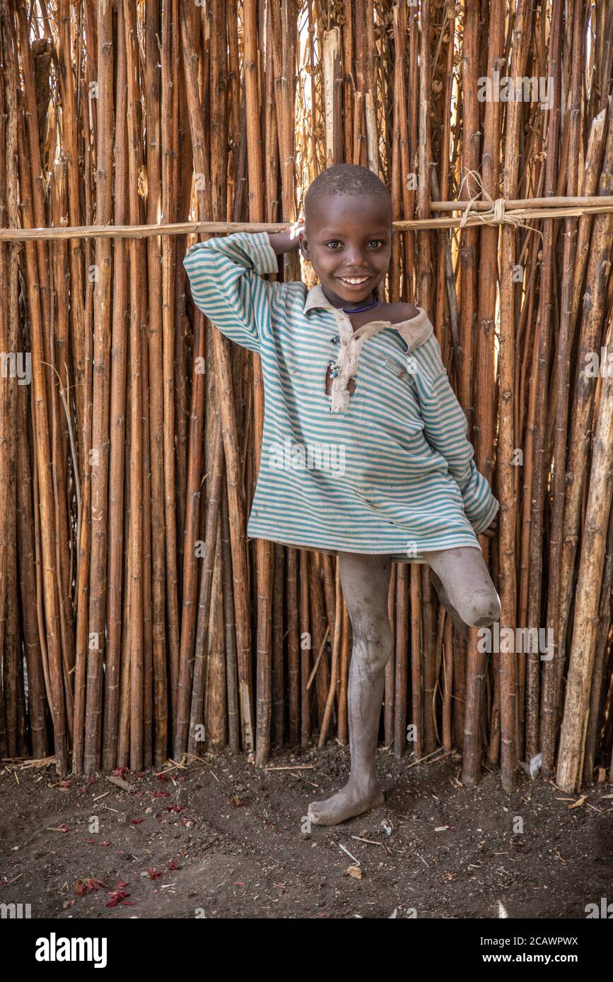 Un garçon de Karamojong, district de Mororo, Ouganda Banque D'Images