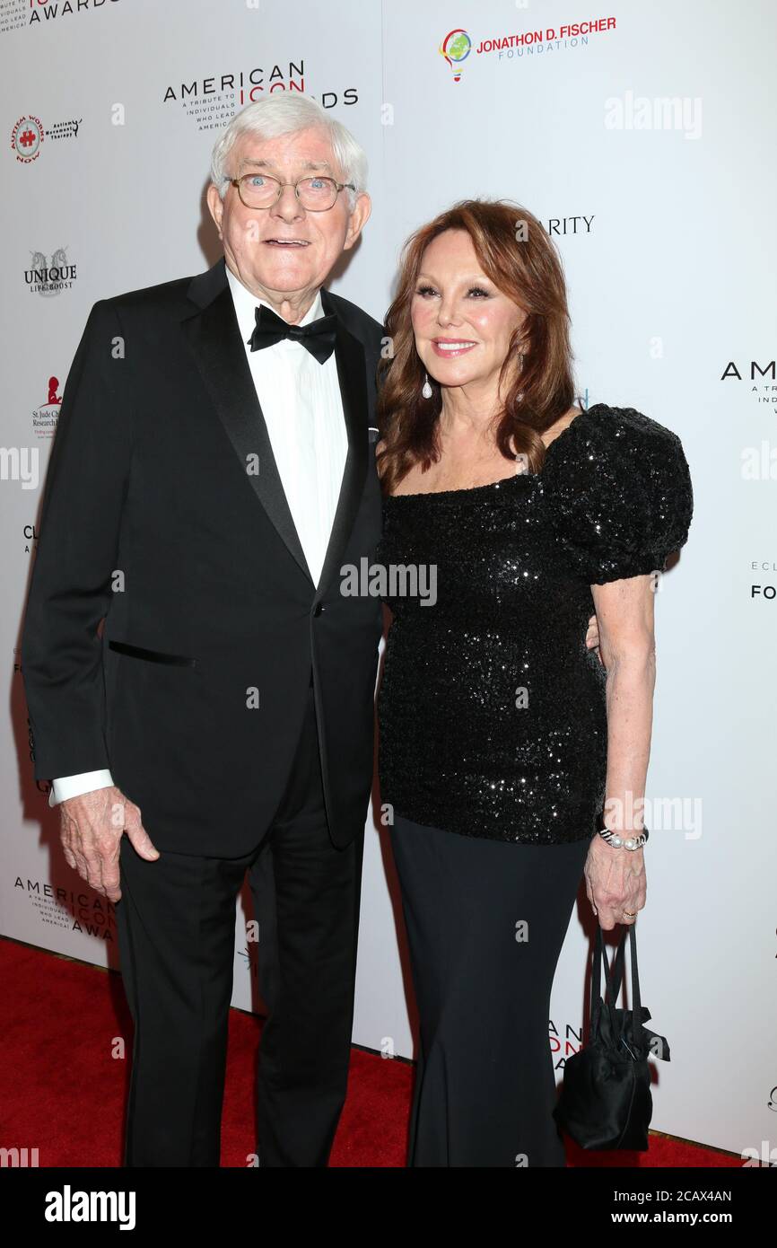 LOS ANGELES - 19 MAI : Phil Donahue, Marlo Thomas à l'American Icon Awards à l'hôtel Beverly Wilshire le 19 mai 2019 à Beverly Hills, CA Banque D'Images