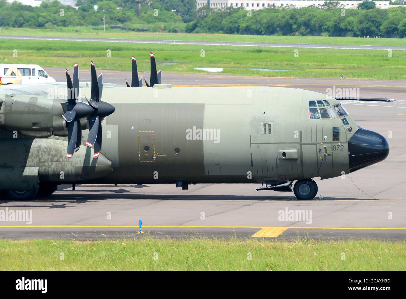 Royal Air Force Lockheed Martin Hercules C-130 à Porto Alegre, au Brésil, en route vers l'île Falkland, un territoire britannique d'outre-mer. RAF C130 ROYAUME-UNI. Banque D'Images