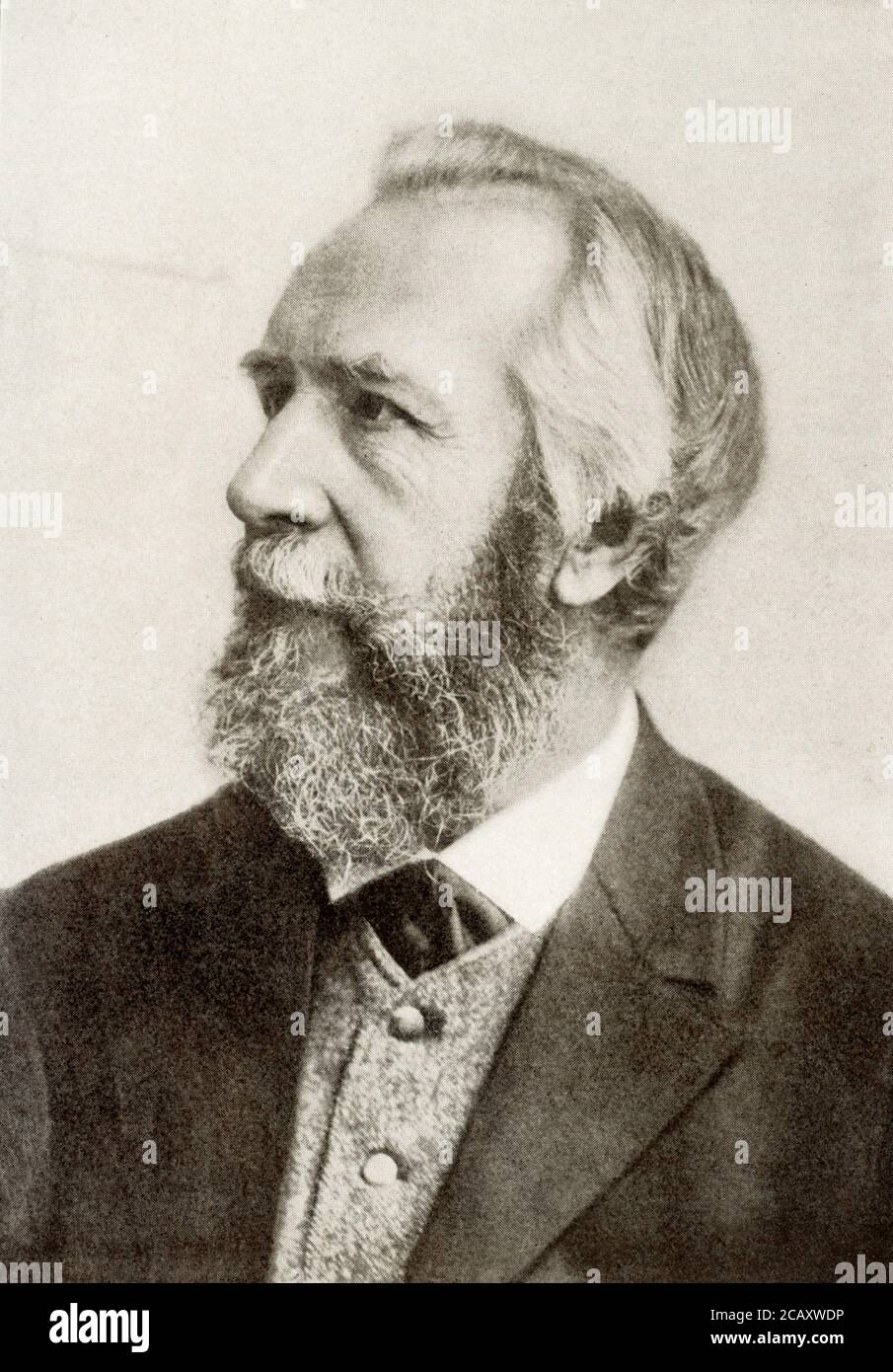 Ernst Haeckel (Ernst Heinrich Philipp August Haeckel) est né le 16 février 1834 à Potsdam, en Prusse [Allemagne]). Il est décédé le 9 août 1919 à Jena, en Allemagne. Zoologiste et évolutionniste allemand, il est un ardent défenseur du darwinisme et propose de nouvelles notions sur la descendance évolutive des êtres humains. Banque D'Images