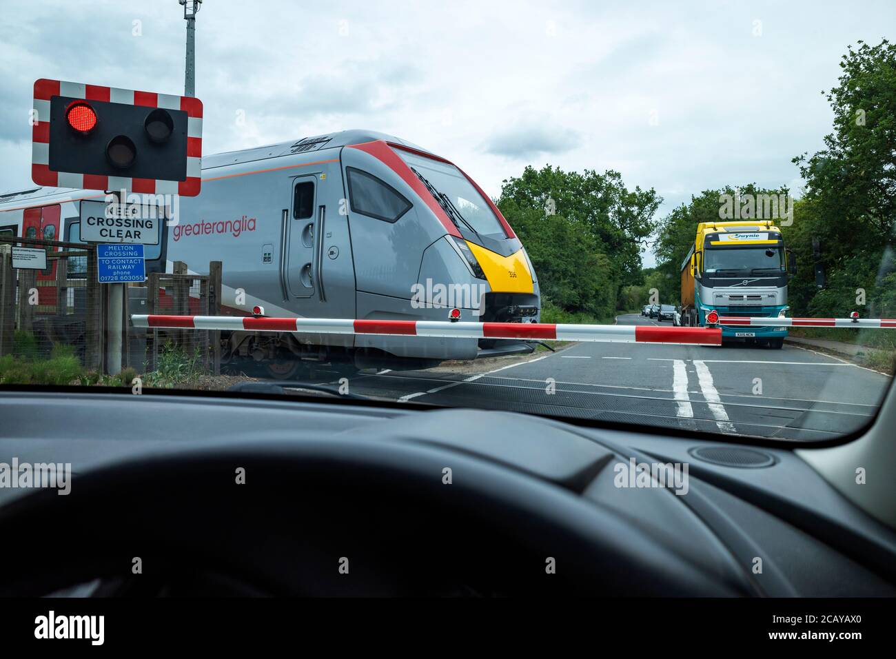 Train de voyageurs GreaterAnglia sur l'embranchement East Suffolk, Melton, Suffolk, Royaume-Uni. Banque D'Images