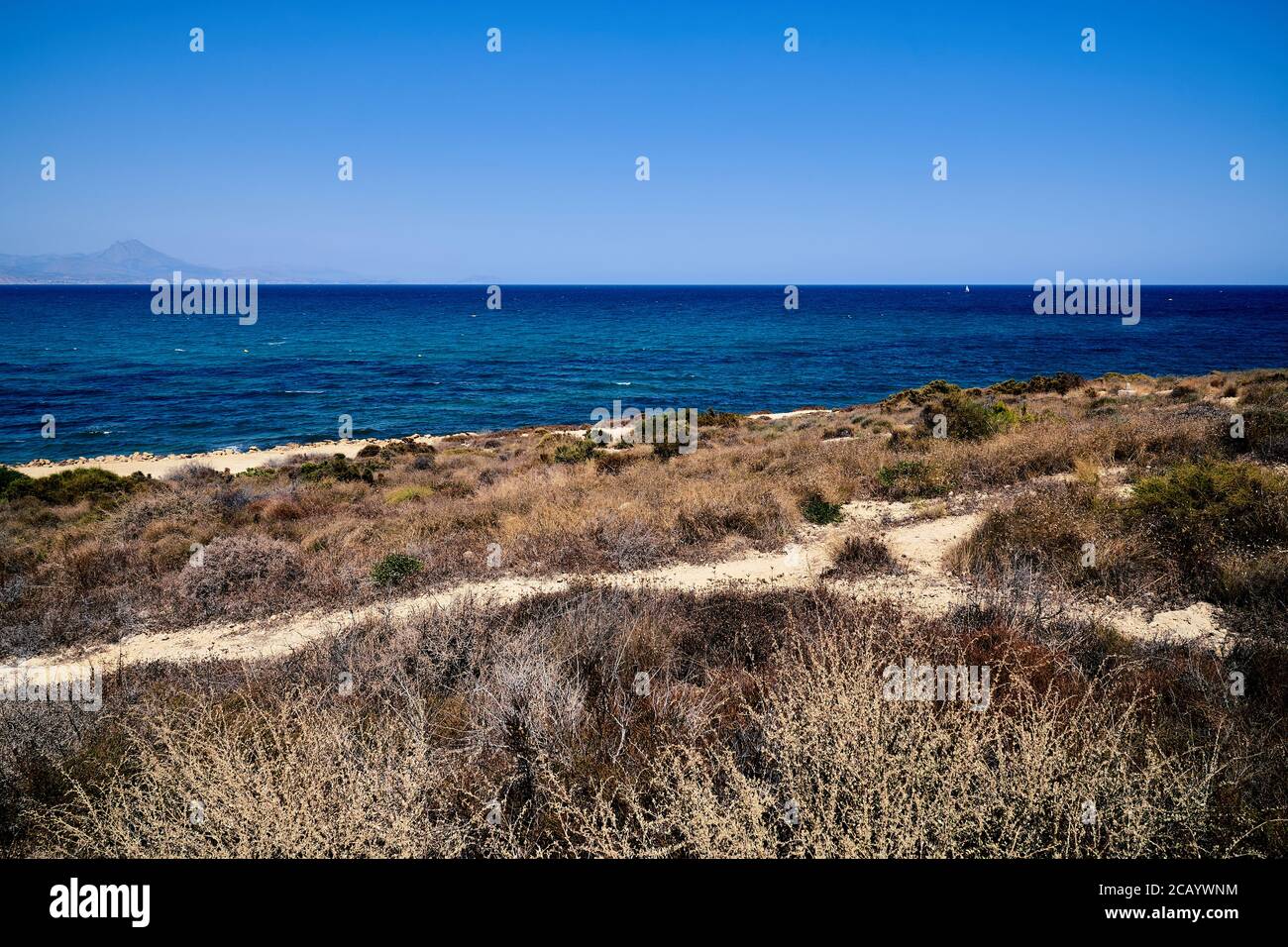 Vue de Cabo de las Huertas vers Villajoyosa et Benidorm, Alicante City, Espagne, Europe, juillet 2020 Banque D'Images
