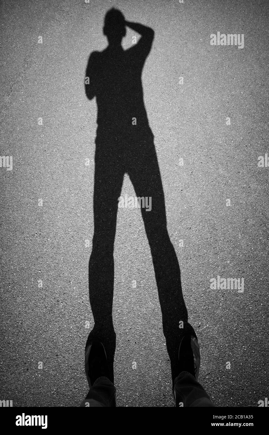 Photographe en silhouette, Stuttgart, Bade-Wurtemberg, Allemagne Banque D'Images