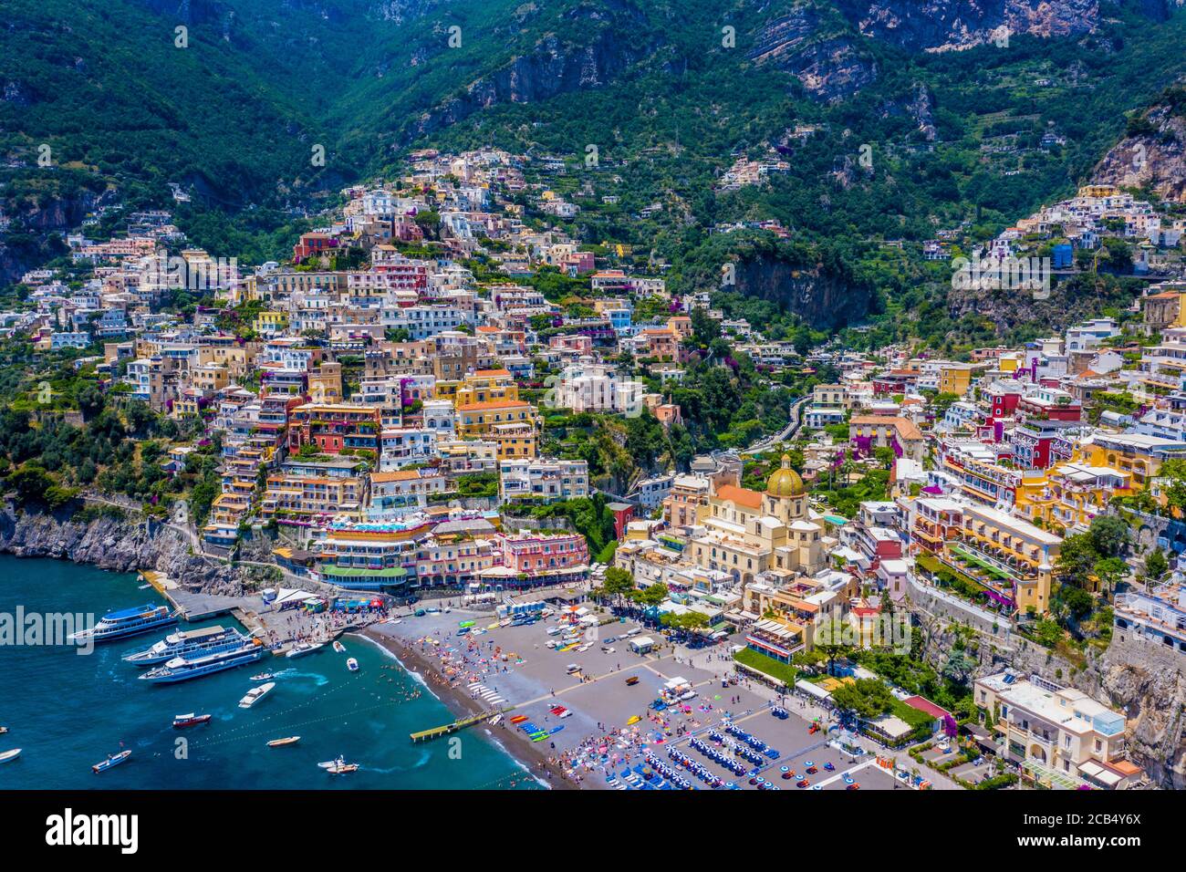 Vue aérienne de Positano sur la côte italienne d'Amalfi Banque D'Images