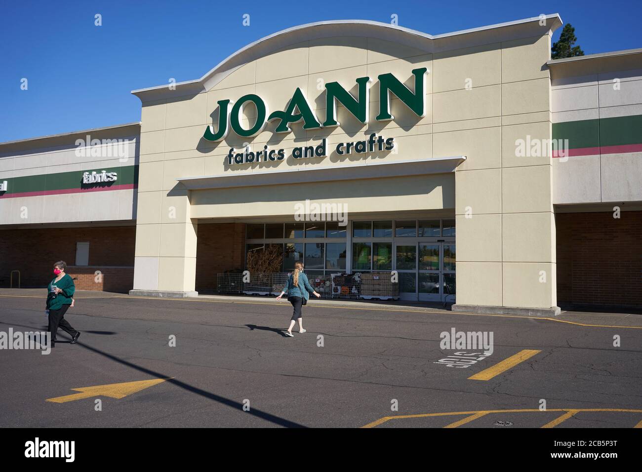 Un magasin DE tissus et d'artisanat JOANN à Tigard, Oregon, vu le lundi 10 août 2020, au cours d'un été pandémique. Banque D'Images