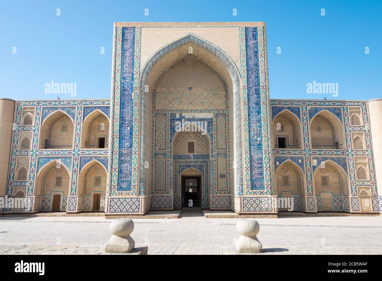 Boukhara, Ouzbékistan - Ulugh Beg Madrasa à Boukhara, Ouzbékistan. Il fait partie du Centre historique de Boukhara, site du patrimoine mondial. Banque D'Images