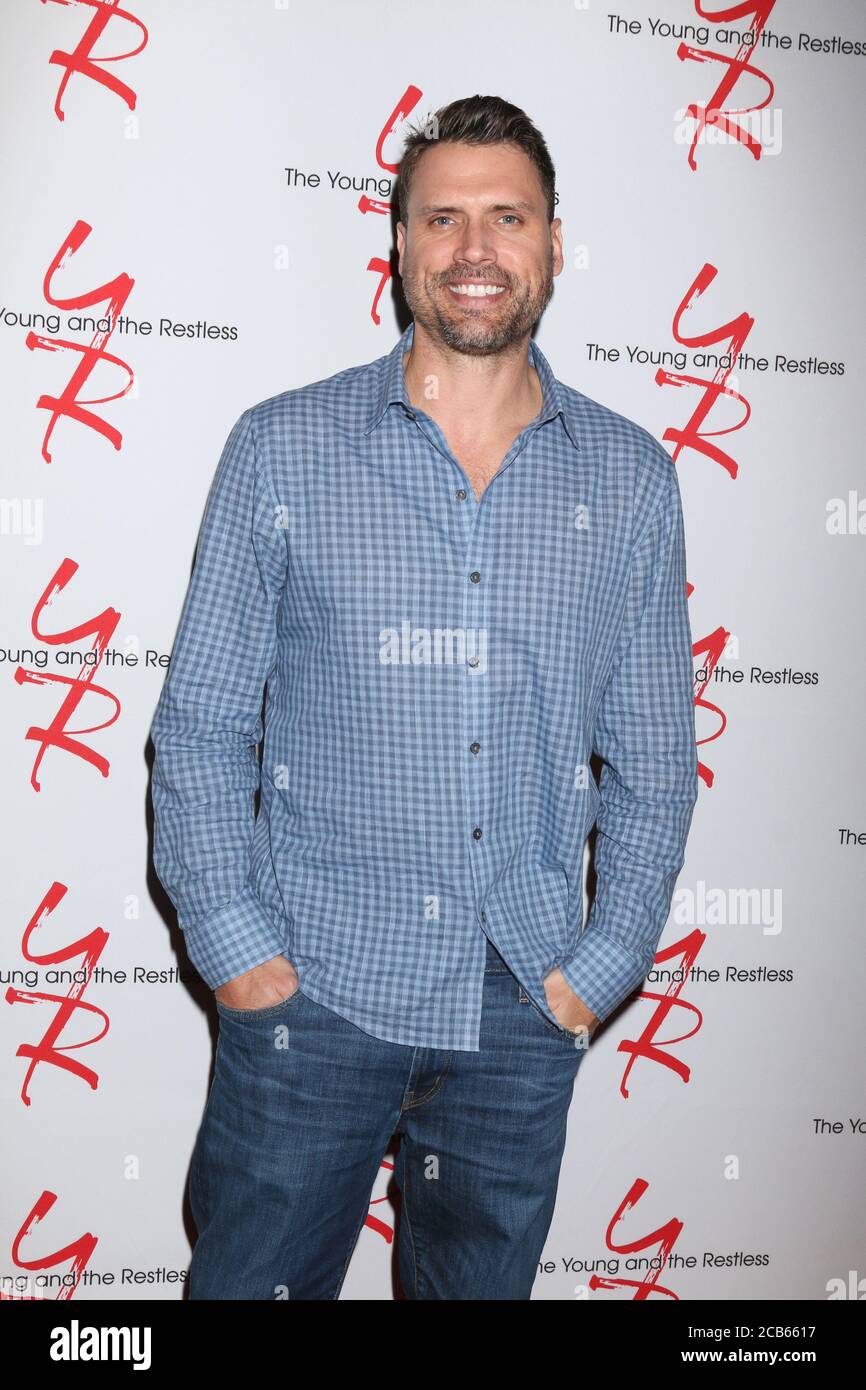 LOS ANGELES - 17 JANVIER : Joshua Morrow au Jeune et aux restless célèbre 30 ans au #1 à la ville de télévision CBS le 17 janvier 2019 à Los Angeles, CA Banque D'Images