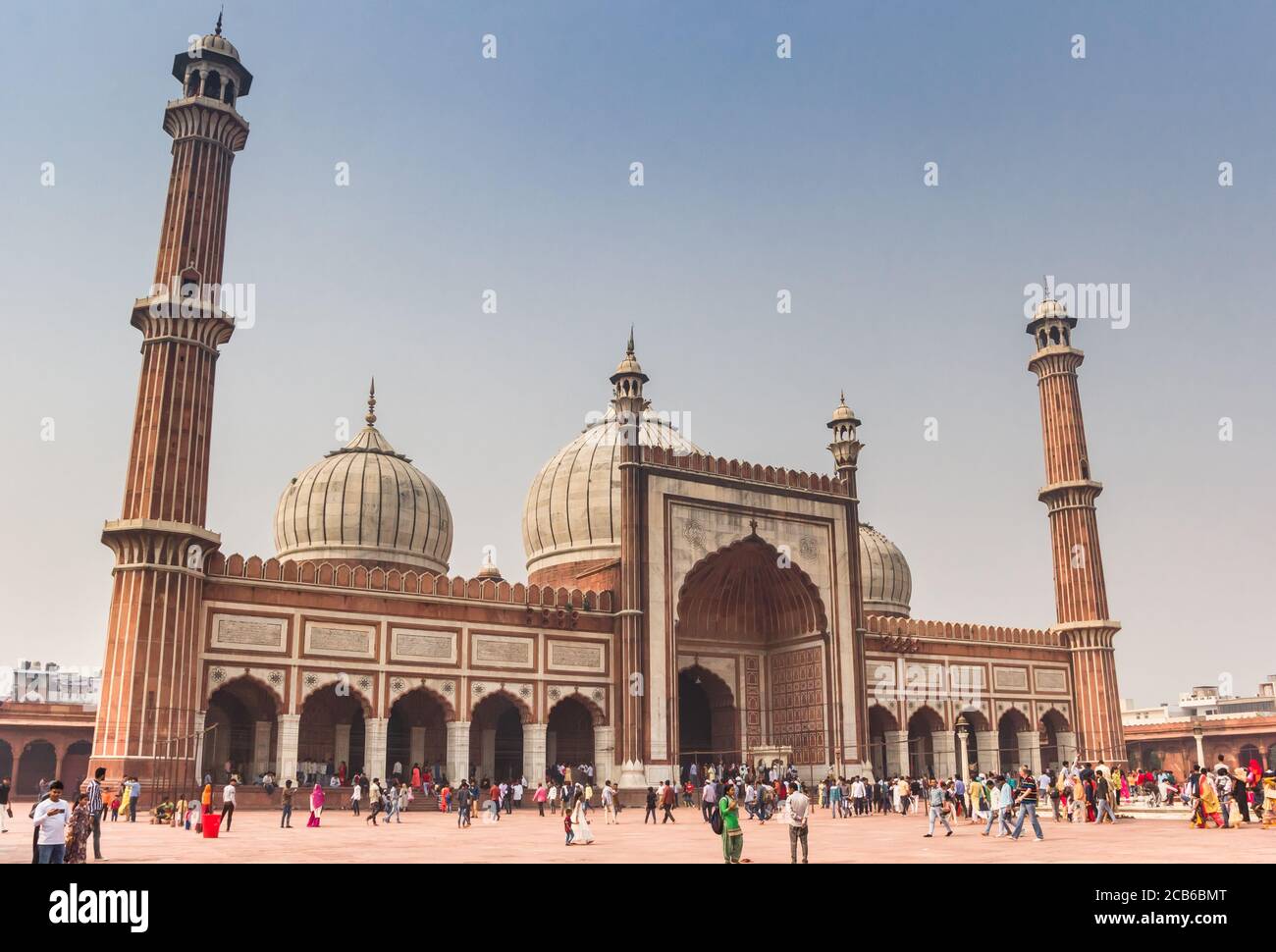 Dômes et minarets de la mosquée Jama Masjid à New Delhi, Inde Banque D'Images