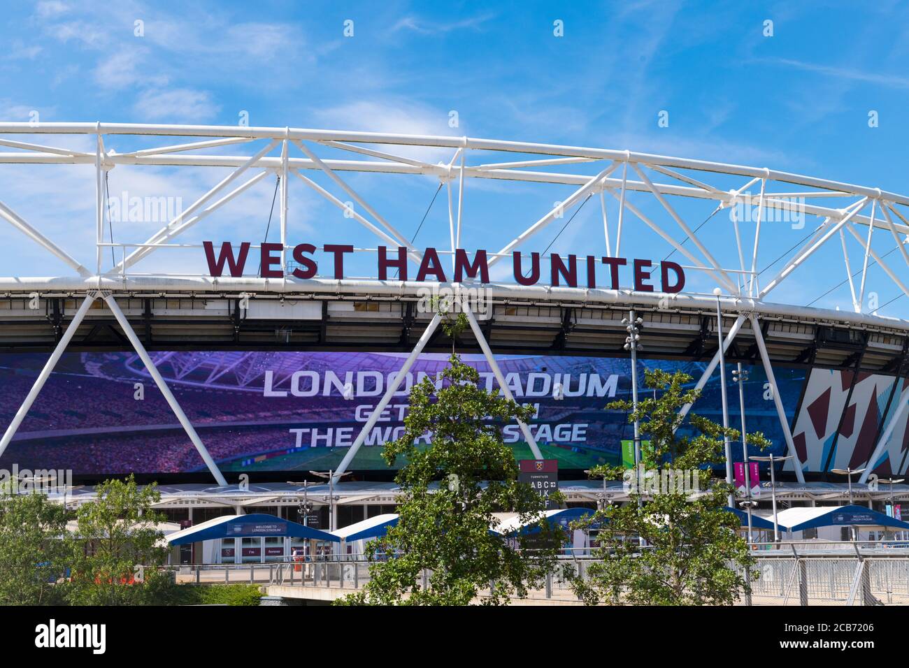 Angleterre Londres Stratford Hackney Wick Queen Elizabeth Park Lee Valley West Ham United football Stadium signe façade élévation Banque D'Images