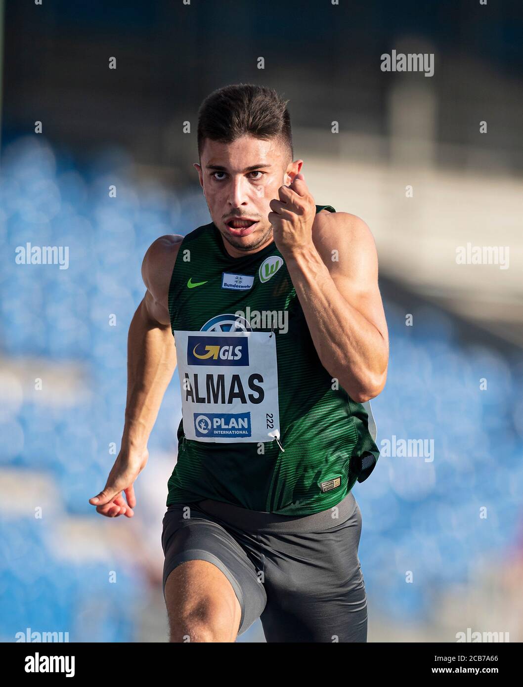 Brunswick, Allemagne. 08 août 2020. Deniz ALMAS (VfL Wolfsburg) action, demi-finales hommes 100m, sur 08.08.2020 championnats d'athlétisme allemands 2020, à partir de 08.08. - 09.08.2020 à Braunschweig/Allemagne. Â | utilisation dans le monde crédit: dpa/Alay Live News Banque D'Images