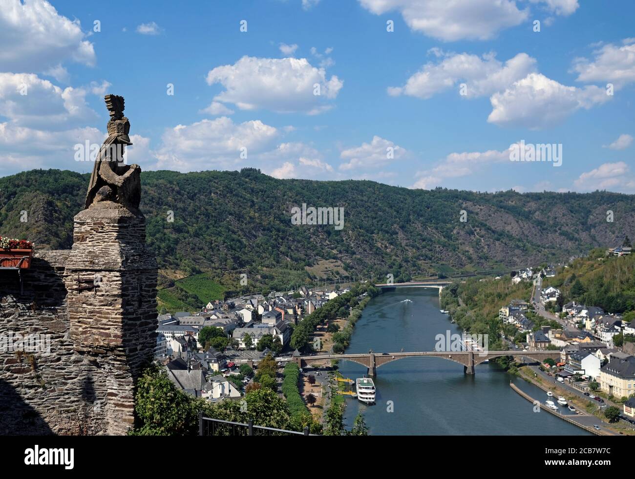 Vue sur la ville de Cochem dans la région de la Moselle De l'Allemagne Banque D'Images