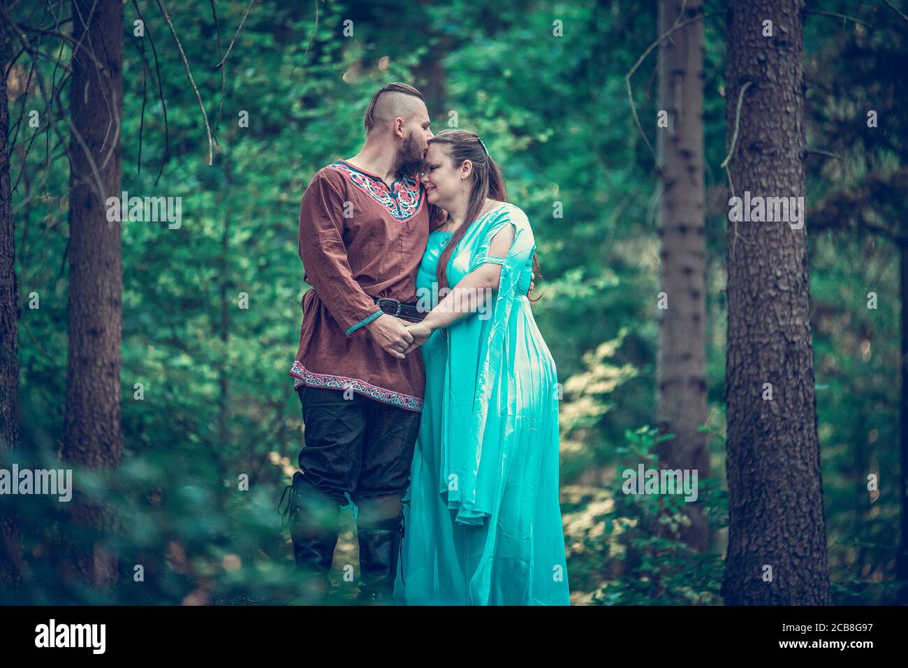 mariage viking, tournage en couple, mariage celtique, cérémonie non traditionnelle, la meilleure photo Banque D'Images