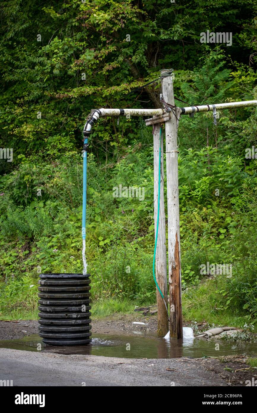 Comté de Herkimer, New York: Approvisionnement continu en eau potable à usage public. Provient d'une source souterraine. Banque D'Images