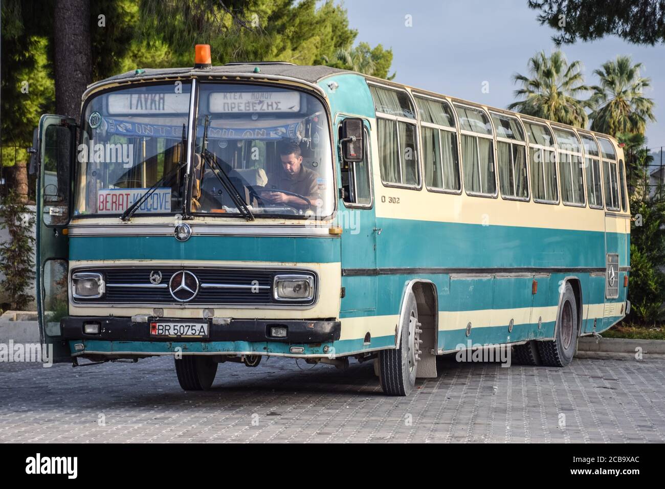 Old Bus Driver Banque D Image Et Photos Alamy
