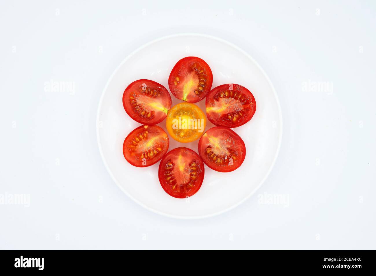 couper les motifs de fleurs de tomate Banque D'Images