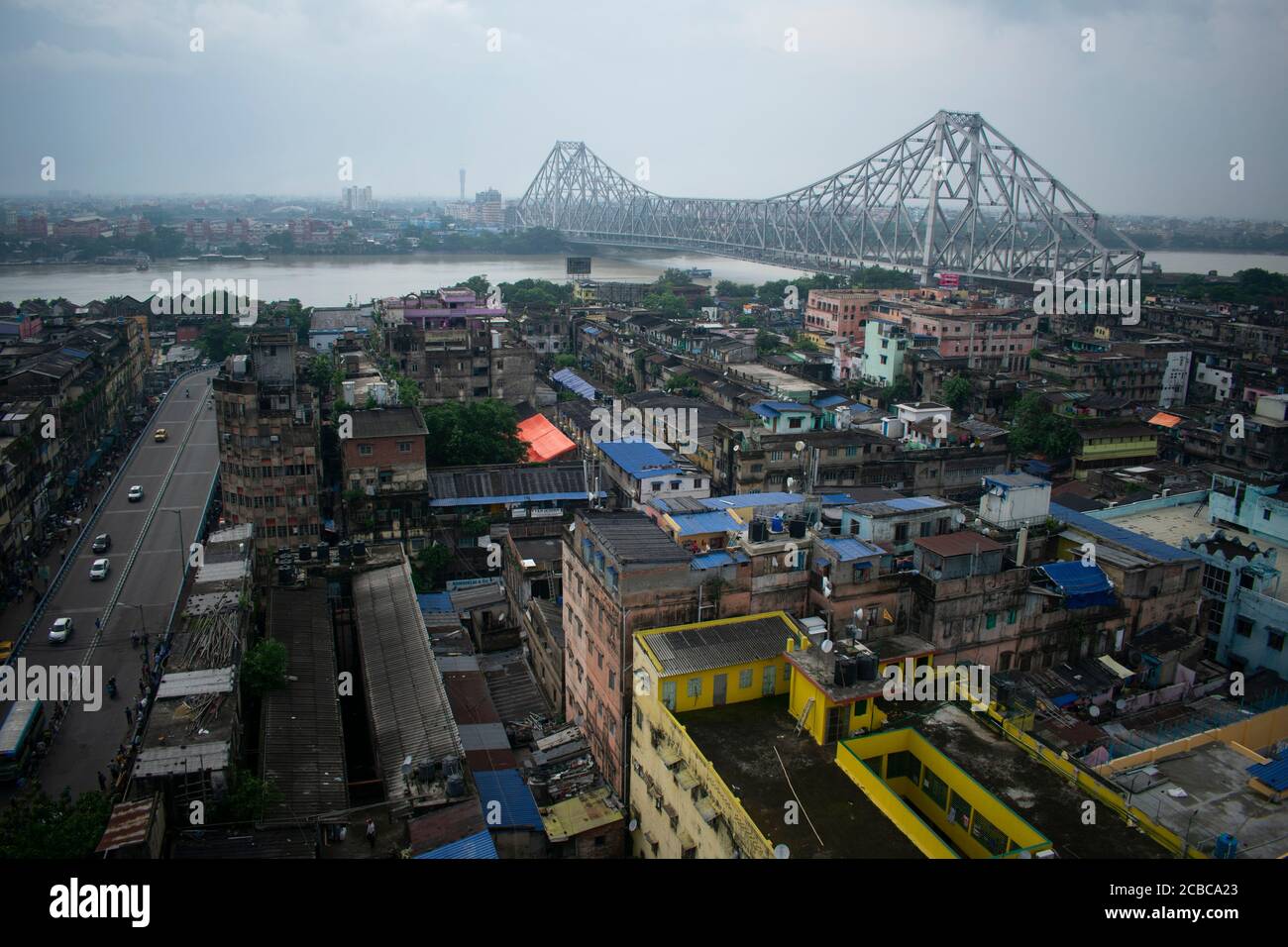 vue panoramique sur la ville de kolkata avec la rivière hooghly et pont howrah Banque D'Images