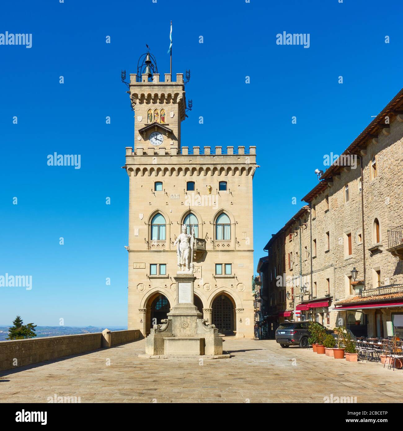 L'Hôtel de ville de Saint-Marin (Palazzo pati) sur la place Piazza della Liberta, la République de Saint-Marin Banque D'Images
