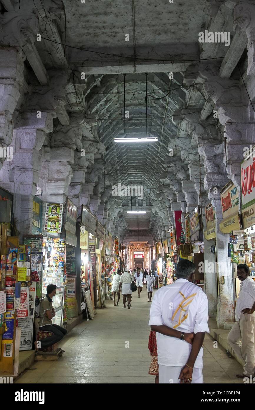 Des sculptures célèbres, le temple Andal de Srivilliputhur, Tamil Nadu, est célèbre pour ses temples hindous de style dravidien. Une terre de patrimoine culturel et religieux Banque D'Images