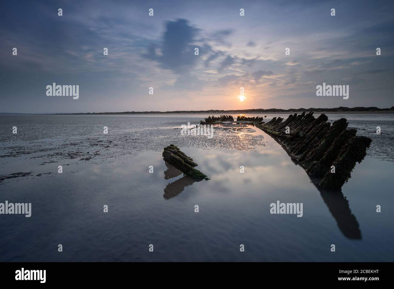 SS Nornen épave de navire, Burnham on Sea au lever du soleil Banque D'Images