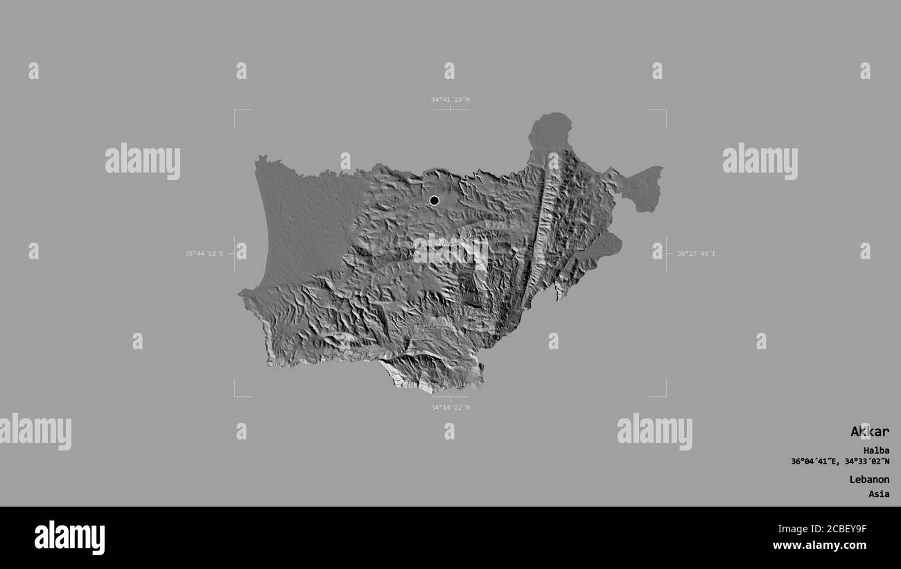 Région d'Akkar, gouvernorat libanais, isolée sur fond solide dans une boîte englobante géoréférencée. Étiquettes. Carte d'élévation à deux niveaux. Rendu 3D Banque D'Images