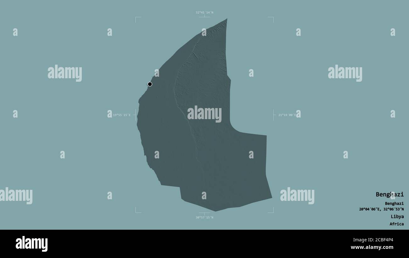 Zone de Benghazi, district de Libye, isolée sur un fond solide dans une boîte englobante géoréférencée. Étiquettes. Carte d'altitude en couleur. Rendu 3D Banque D'Images