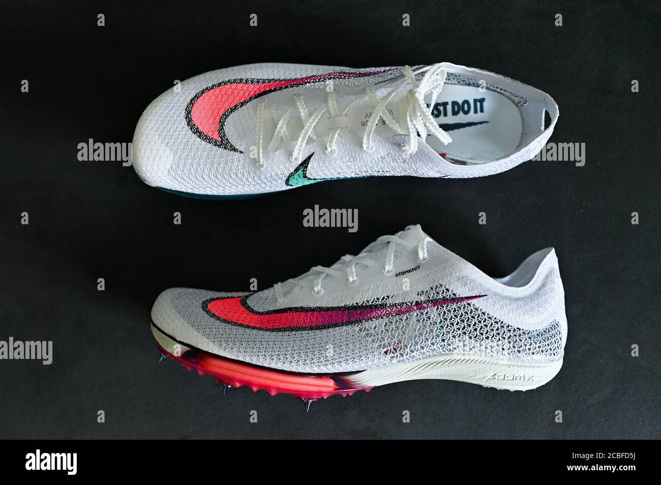 nike victory spikes 2021