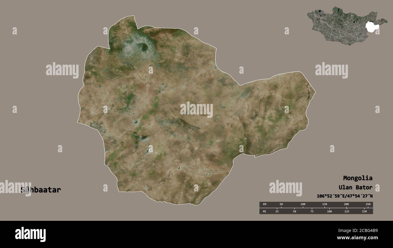 Forme de Sühbaatar, province de Mongolie, avec sa capitale isolée sur fond solide. Échelle de distance, aperçu de la région et libellés. Imagerie satellite. Banque D'Images