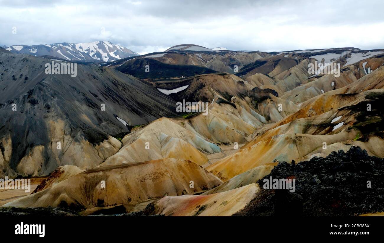 Les montagnes peintes de Landmannalaugar Banque D'Images