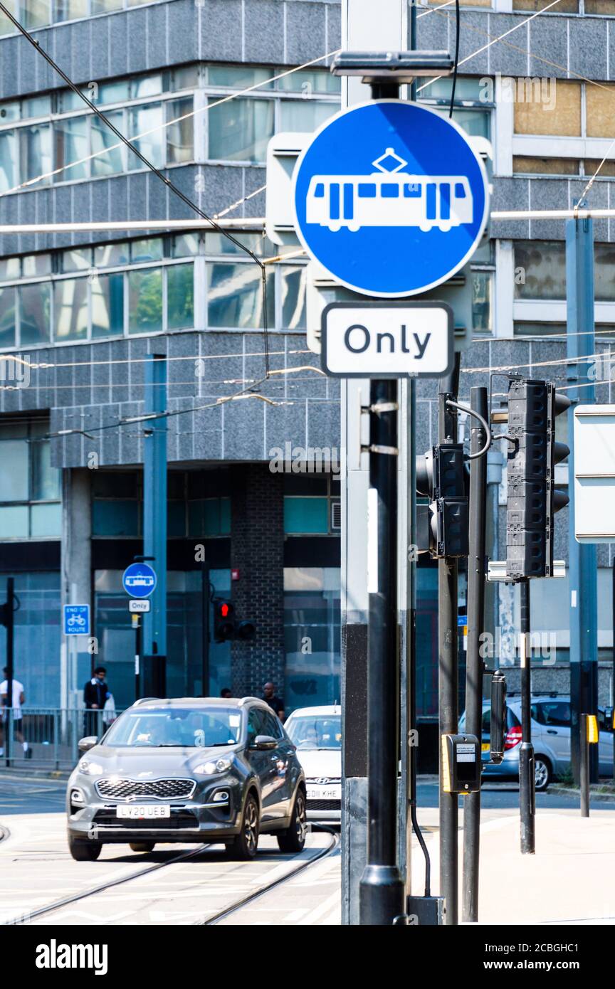 Panneau de restriction du tram uniquement Banque D'Images