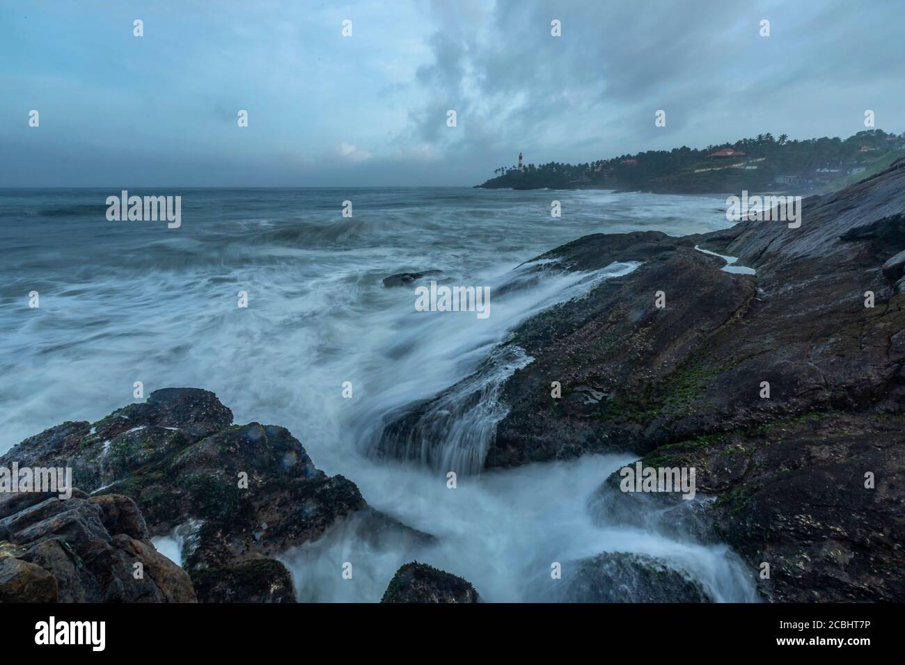 La maison de lumière Kovalam vue de Vizhinjam Banque D'Images