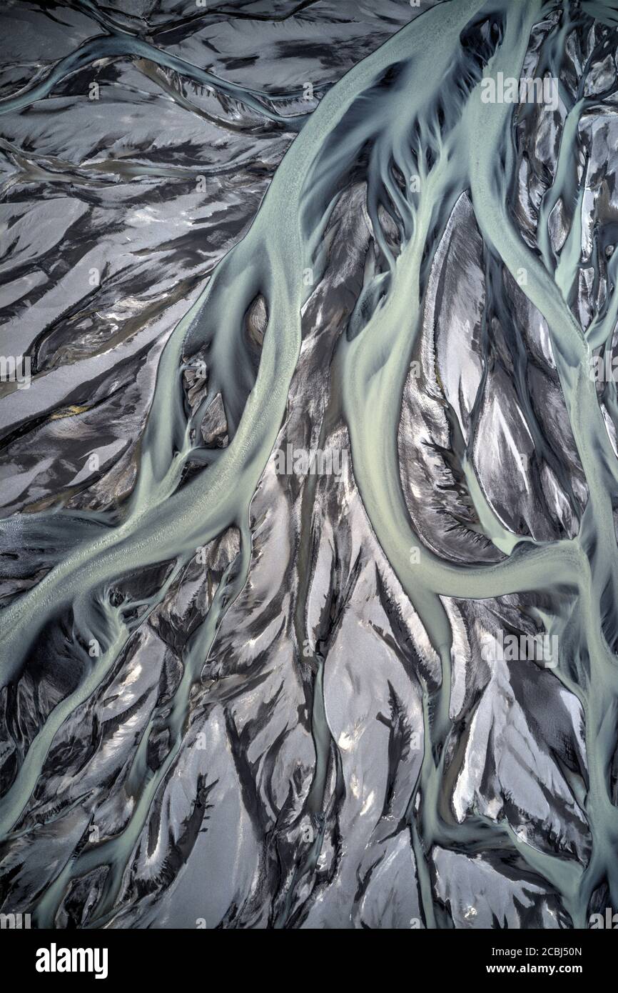 Lit de rivière tiré de la vue aérienne, Islande. Ressemble à un papier peint abstrait Banque D'Images