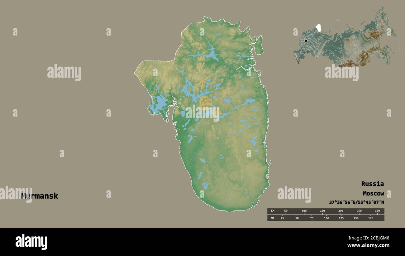 Forme de Mourmansk, région de Russie, avec sa capitale isolée sur fond solide. Échelle de distance, aperçu de la région et libellés. Carte topographique de relief. Banque D'Images